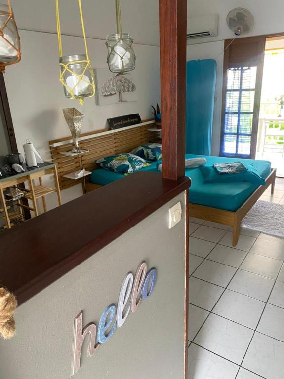 Postel nebo postele na pokoji v ubytování SERENITY piscine au sel