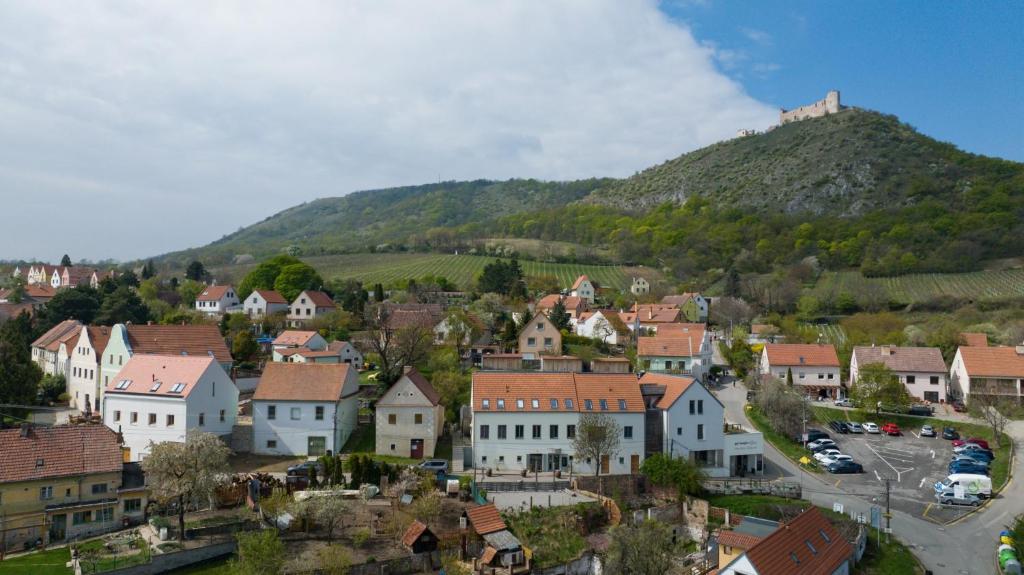 Nespecifikovaný výhled na hory nebo výhled na hory při pohledu z apartmánu