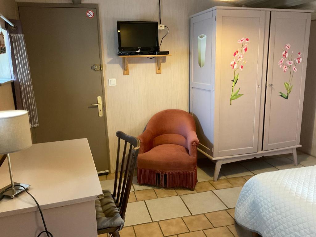 Chambres, Table d'Hôtes et Gites Les Mesanges - Chataigne Double Room