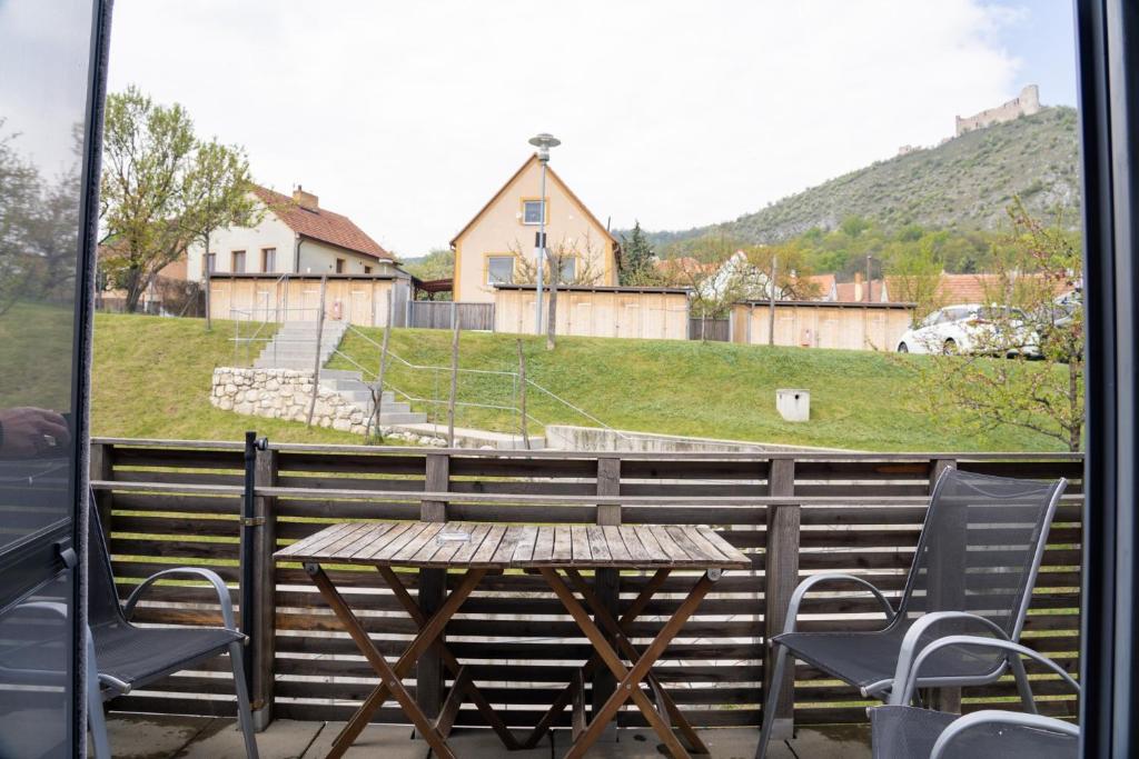 Nespecifikovaný výhled na hory nebo výhled na hory při pohledu z apartmánu
