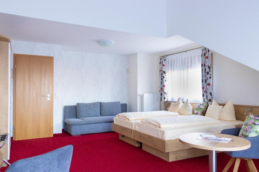 Posezení v ubytování DEVA Hotel Renchtalblick