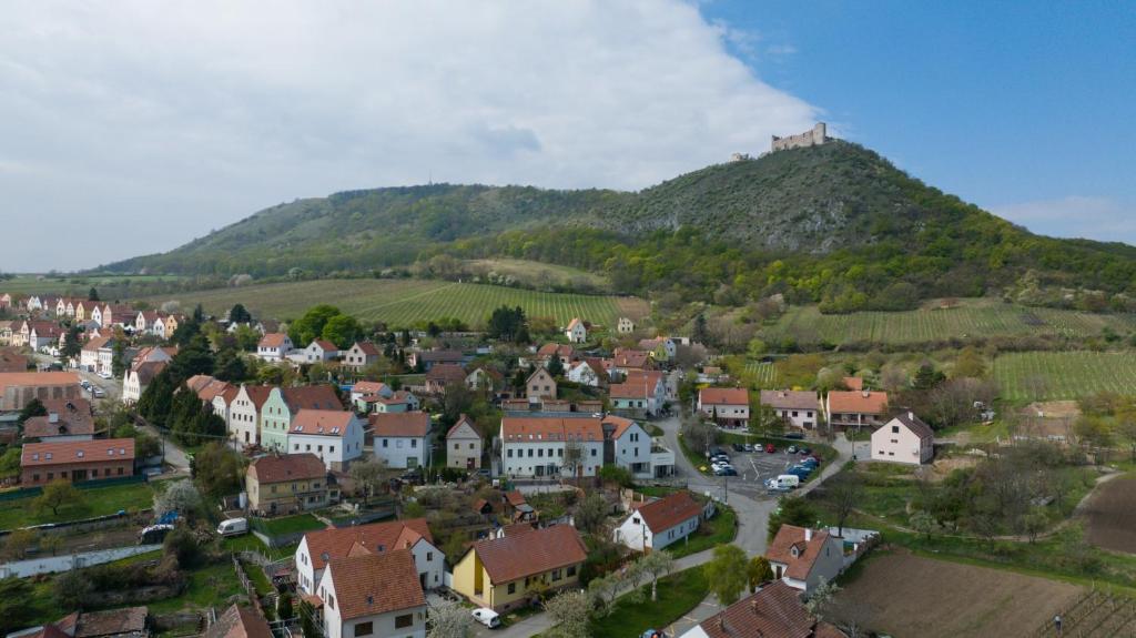 Nespecifikovaný výhled na hory nebo výhled na hory při pohledu z apartmánu