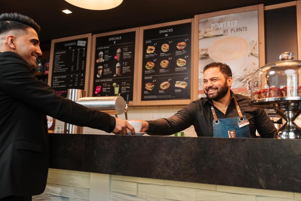 Coffee Fellows Hotel München-Freiham - Resim 21