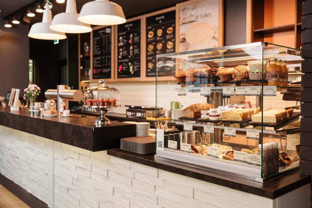 Coffee Fellows Hotel München-Freiham - Resim 24