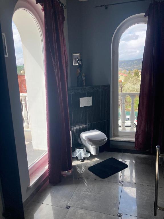 APARTMANY SABINOVSKA - Chambre Roi Avec Vue Sur Le Jardin