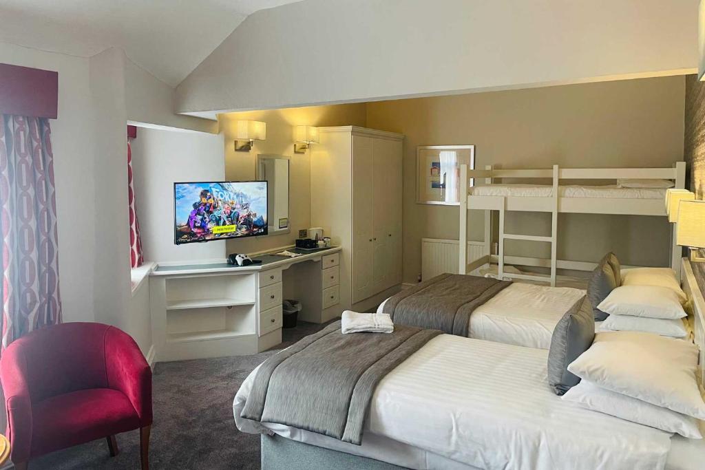Cliffs Hotel - Salle Familiale (2 Adultes + 3 Enfants)