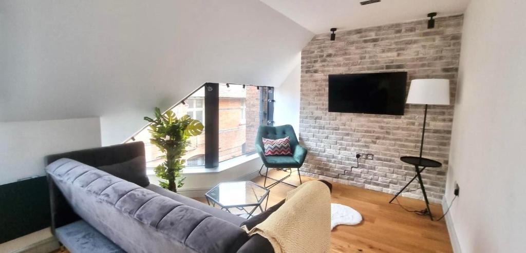Hounds Gate Luxury Apartments by 1508 Stays - Two-Bedroom Apartment