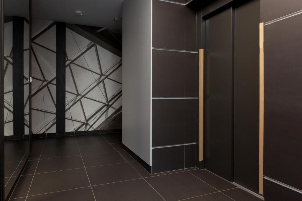 Fotografia z galérie ubytovania Forum Wola Jana Kazimierza Apartment by Noclegi Renters vo Varšave