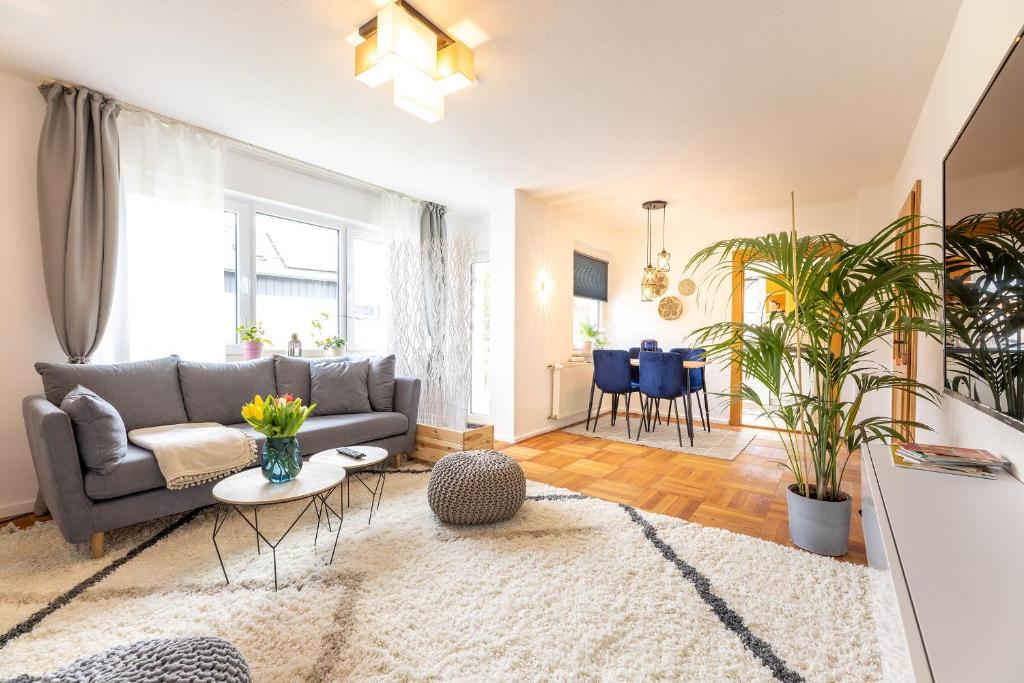 Ferienhaus mit 2 Wohnungen - ideal für Familien & Gruppen - Casa De Seis Dormitorios
