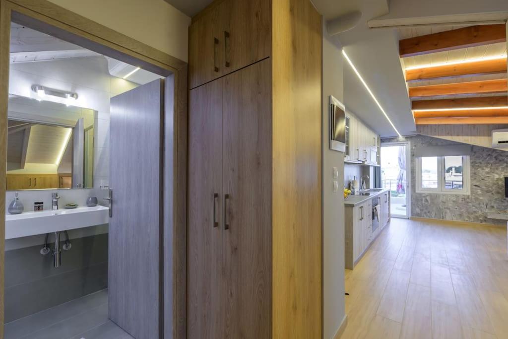 Kuchyňa alebo kuchynka v ubytovaní Contemporary Attic