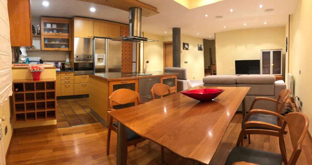 Gallery image of Piso con jacuzzi en Monforte de lemos Ribeira Sacra in Monforte de Lemos