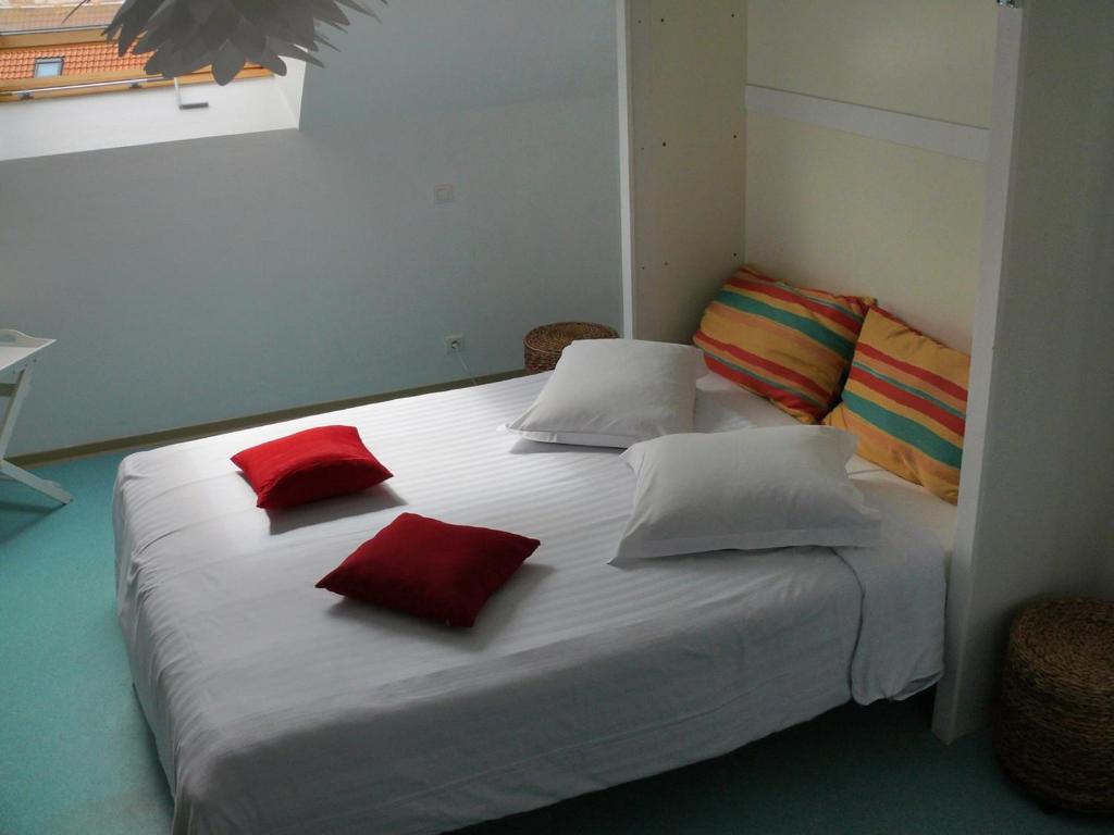 Postel nebo postele na pokoji v ubytování Hôtel Le Vivier WISSANT - Rivière