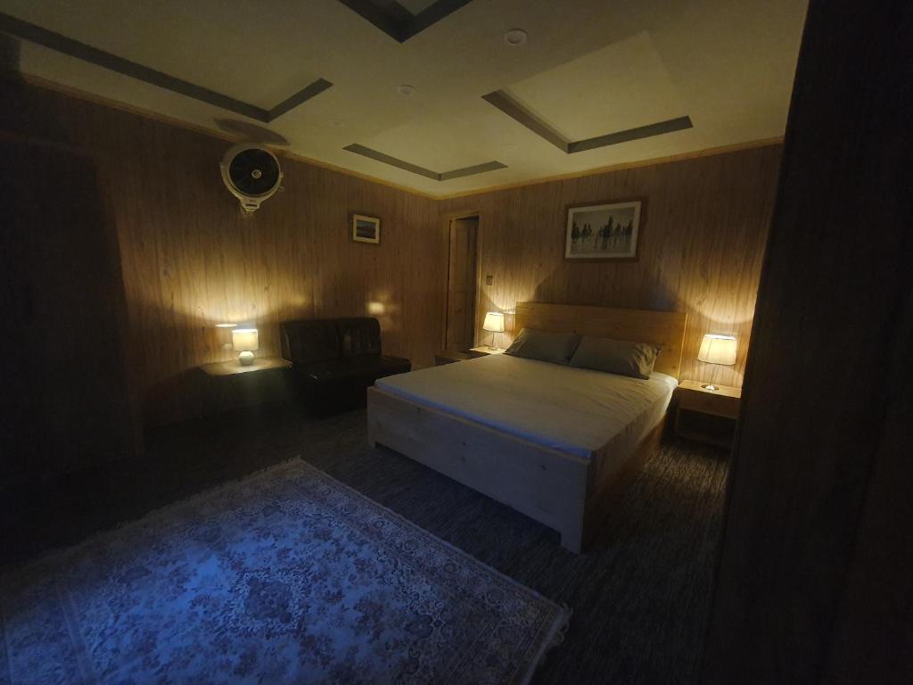 Sehrish Guest House Skardu - 豪华双人房