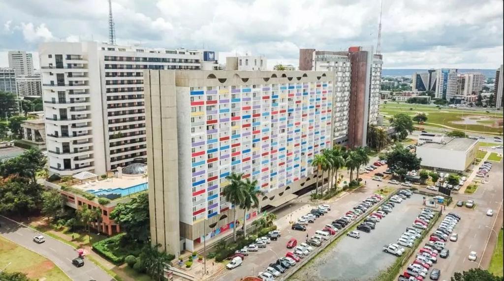 an aerial view of a large building in a city at Flat Particular Hotel Saint Paul in Brasilia