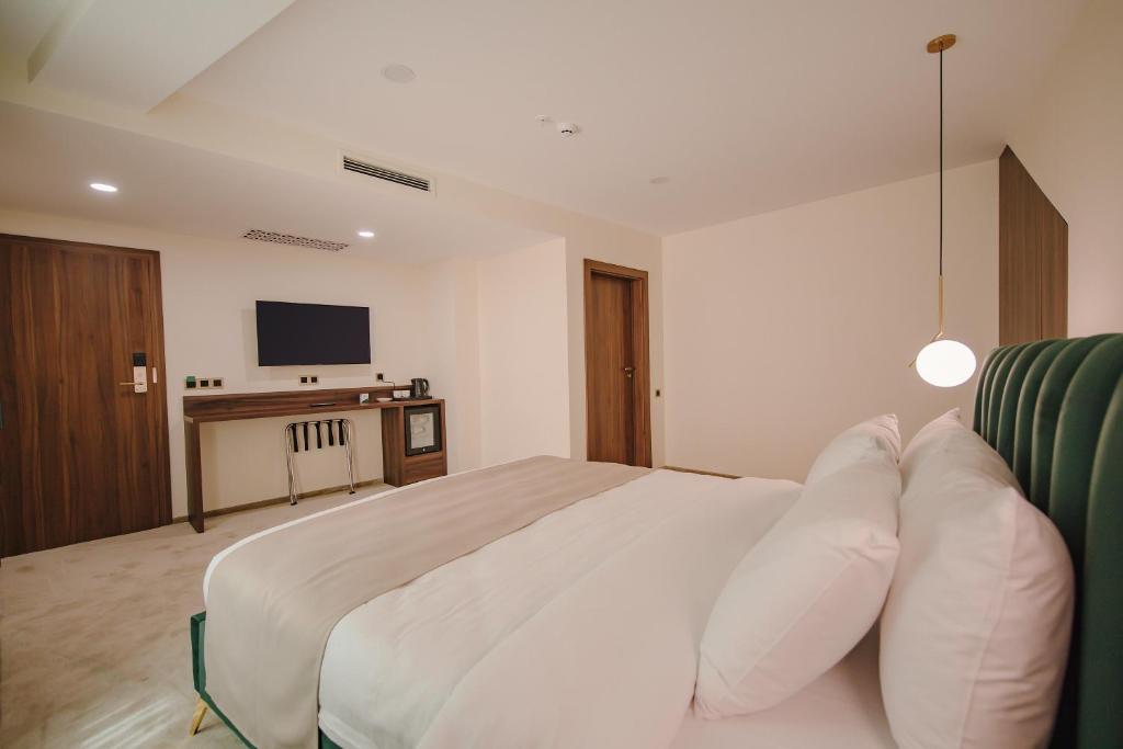 Orden Hotel - Double Room - Disability Access