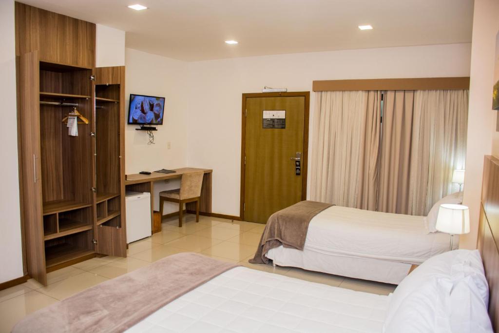 TV a/nebo společenská místnost v ubytování Bella Vista Hotel - Encarnación
