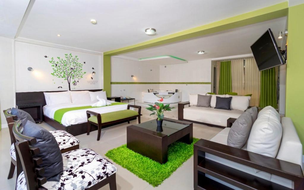 Posezení v ubytování Destiny Hotel