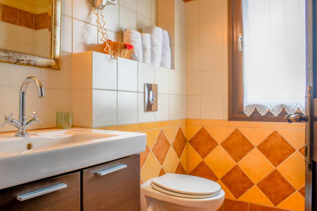 Monastiri Guesthouse - 7