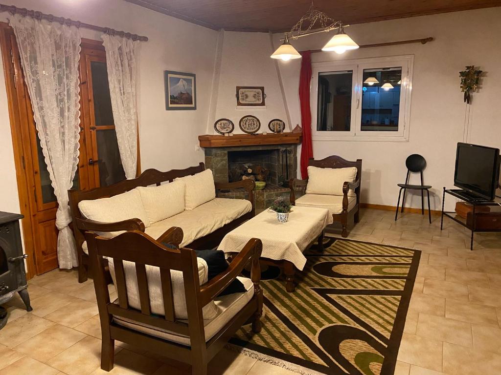 Fotografia z galérie ubytovania Cosy Calm Cottage in olive trees with sea view v destinácii Ermioni