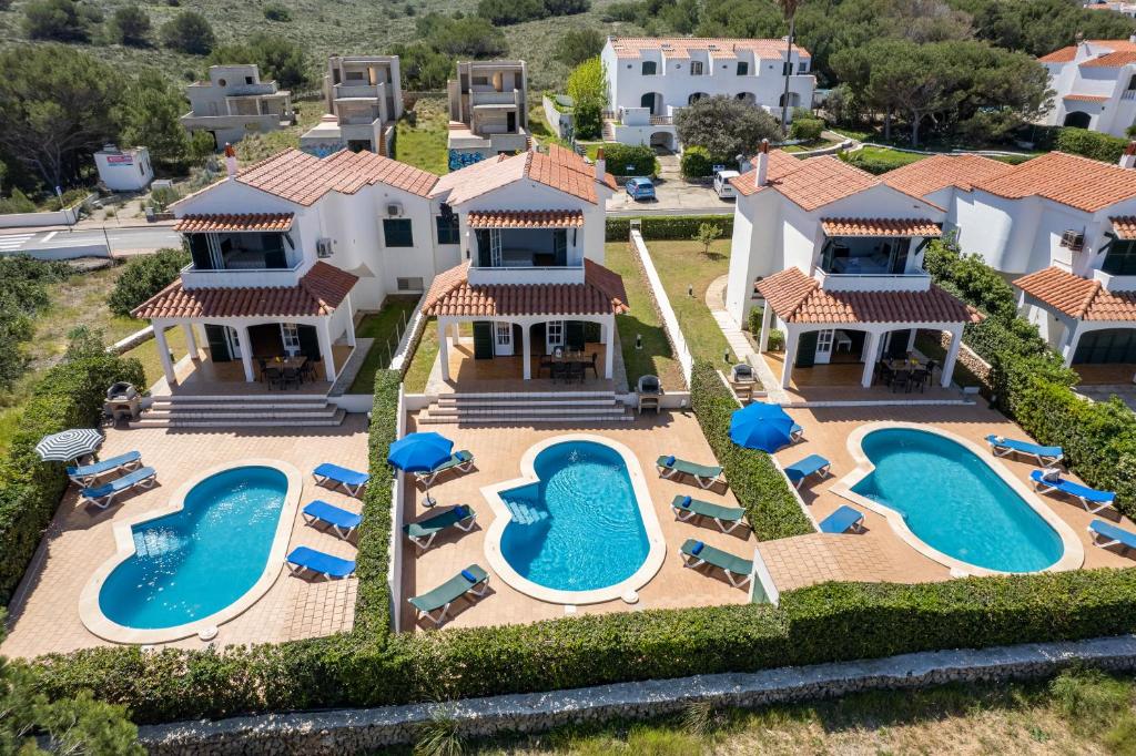 Villa LAS MARINAS - 3, con piscina privada y a 5 minutos de la playa