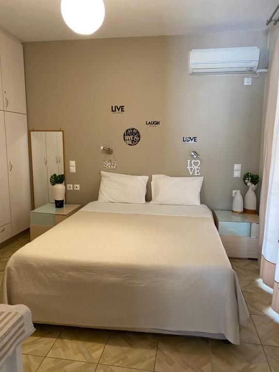 Postel nebo postele na pokoji v ubytování Julia house