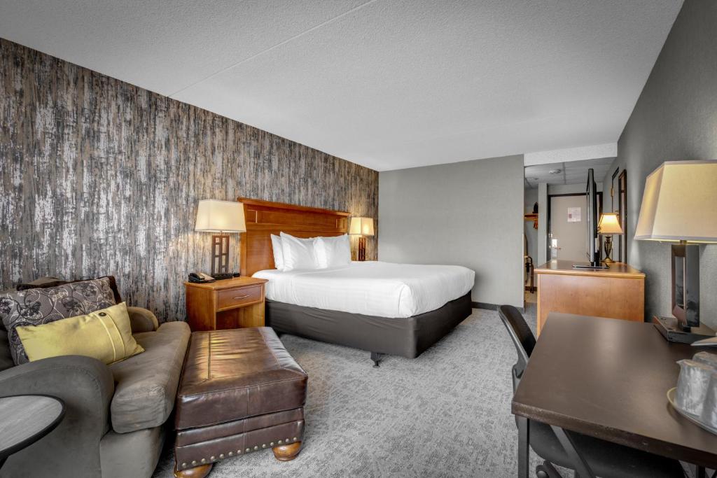 The Academy Hotel Colorado Springs - Deluxe King Room - Geen Huisdieren
