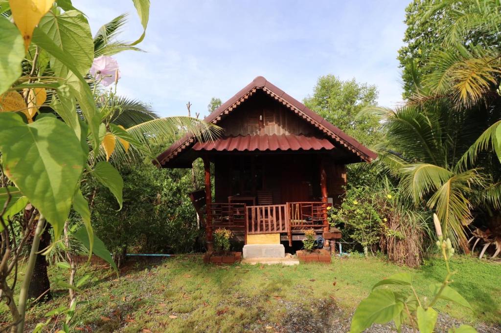 Suchanaree@Laemngop - 1