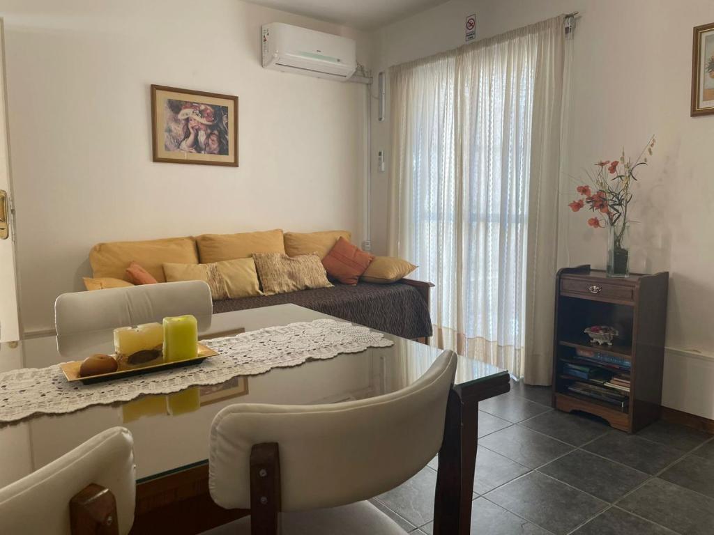 Χώρος καθιστικού στο Confortable cercanía