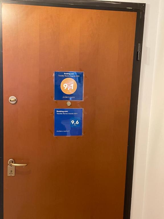 Jordans rooms 4 - 7