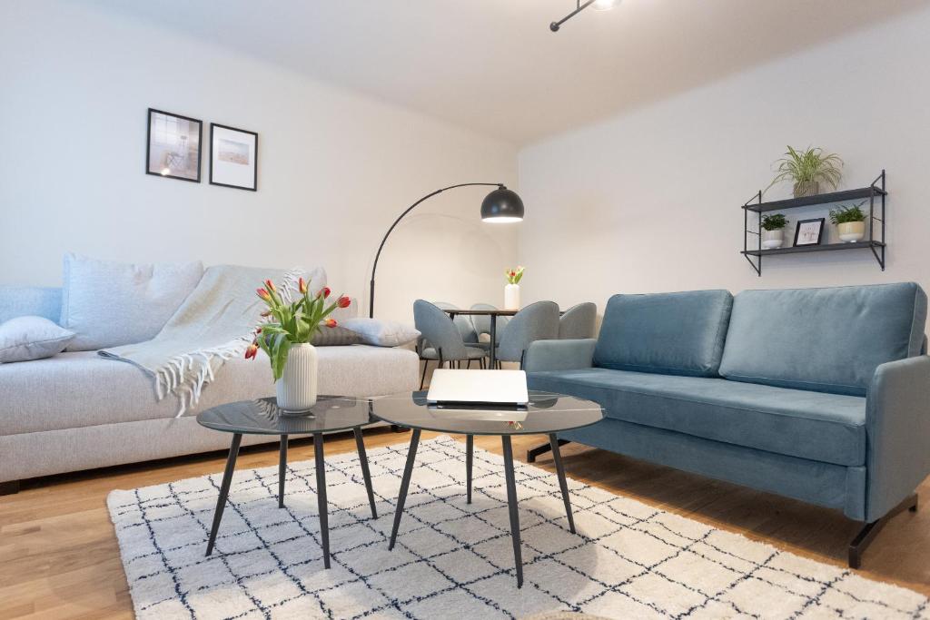 Posedenie v ubytovaní Chic 1-Bed Apt by Canal Walk to Historic Centre