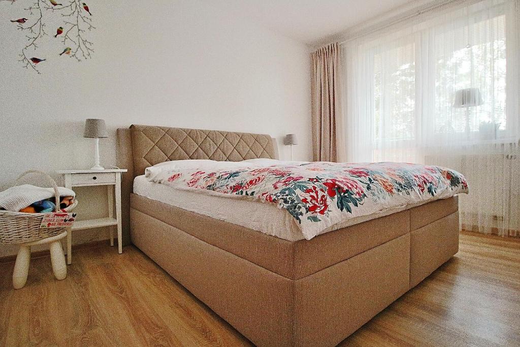 Postel nebo postele na pokoji v ubytování Jediný apartmán Tatranská Štrba