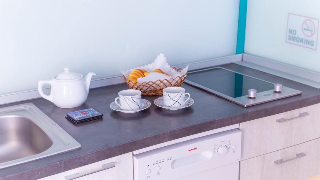 Kuchnia lub aneks kuchenny w obiekcie Duplex two bedroom apartment Los Cristianos Parque Margarita