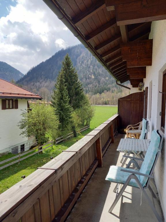 Nespecifikovaný výhled na hory nebo výhled na hory při pohledu z apartmánu