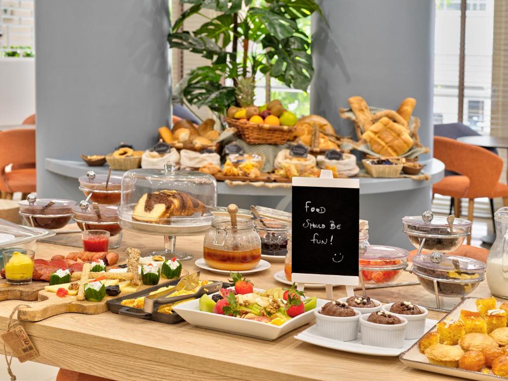 Phidias Piraeus Hotel - Resim 16