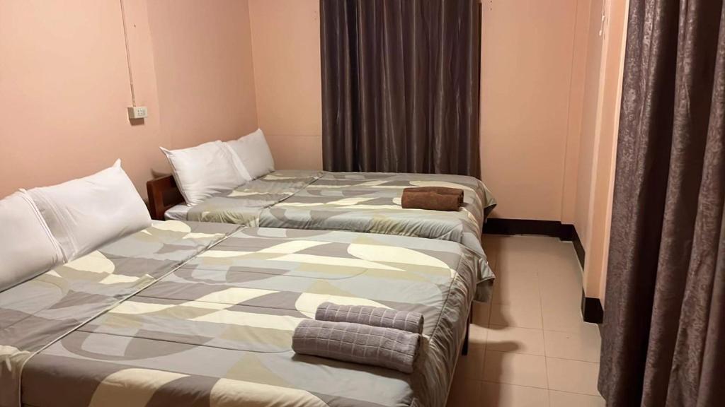 โพธิ์ทองริมทุ่ง Pothong Rimtung Hotel - Camera Doppia Di Famiglia
