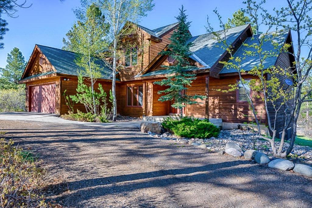 Cedar Ridge Cabin, Pagosa Springs (updated prices 2026)