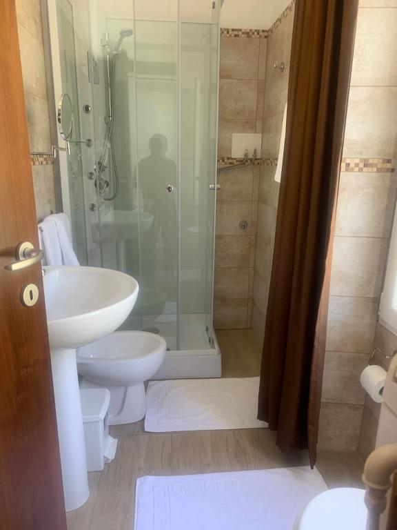 Koupelna v ubytování Albergo al lago
