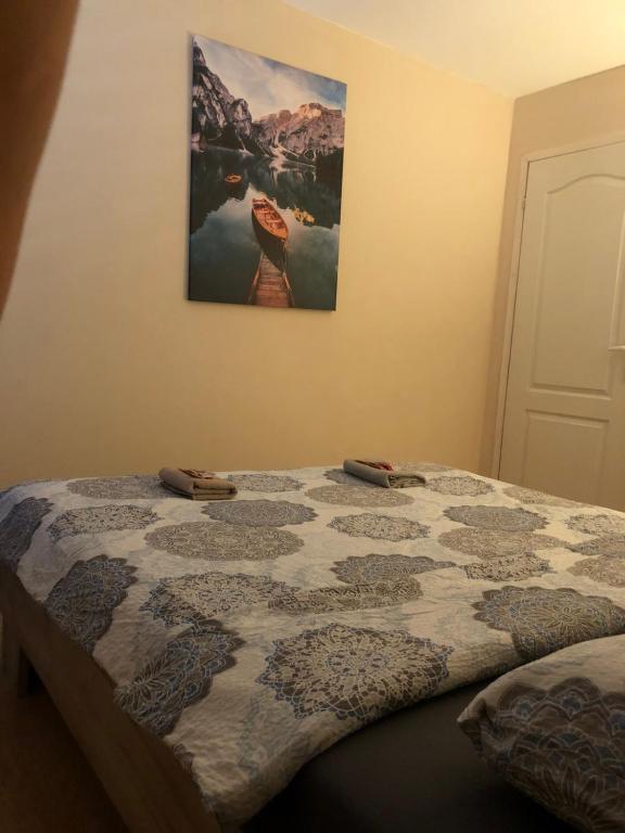 Ein Bett oder Betten in einem Zimmer der Unterkunft Divčibarka