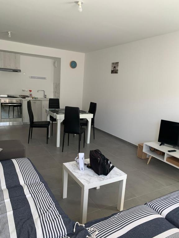 Appartement F3 à St jean de Vedas 34430 résidence Epure 6 couchages