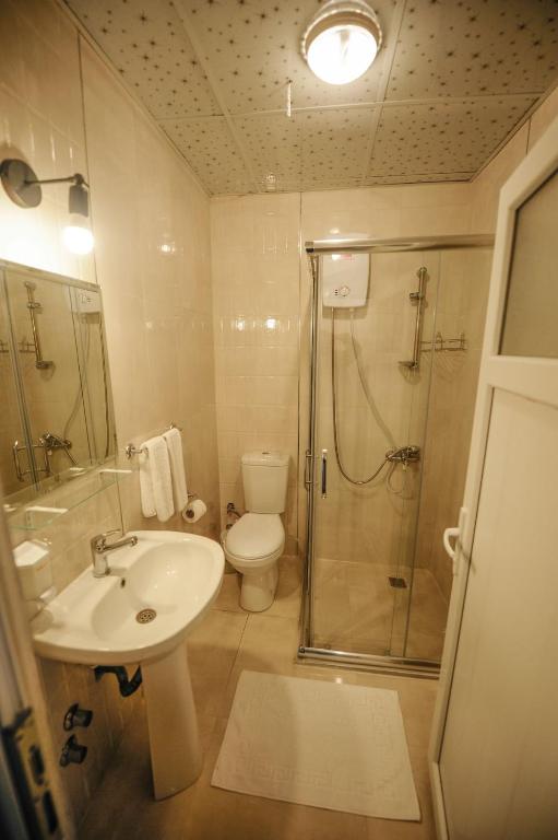 Koupelna v ubytování Assos No9 Hotel
