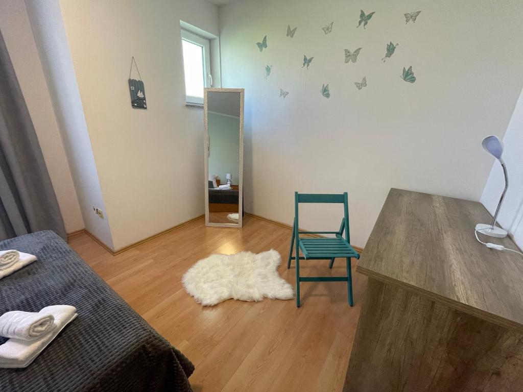 Posedenie v ubytovaní Apartment LaDoNi - #new#big#spacious#large garden