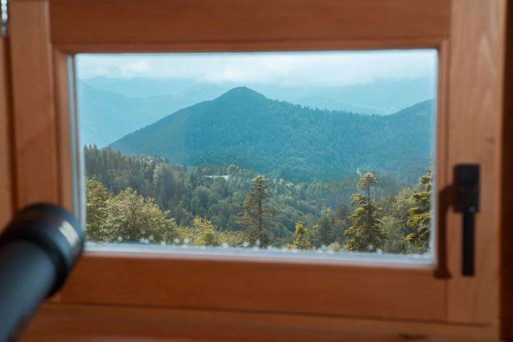 山景或在公寓看到的山景