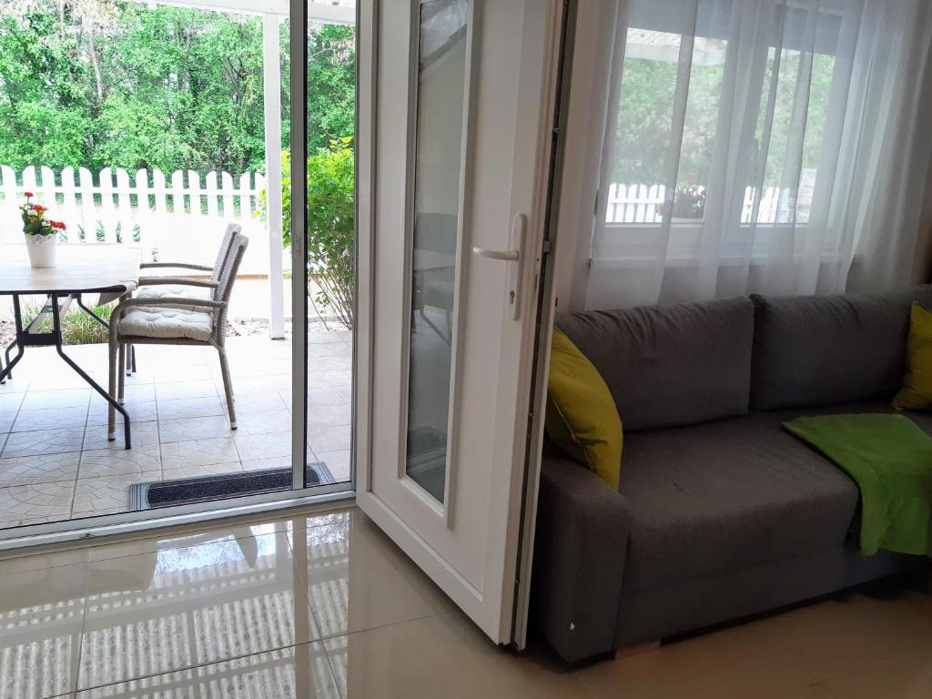 Część wypoczynkowa w obiekcie Holiday Home Balatonszárszó