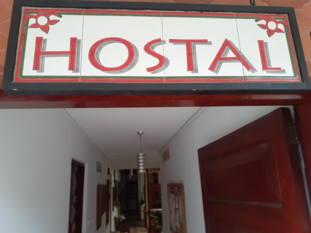 Certifikát, hodnocení, plakát nebo jiný dokument vystavený v ubytování Hostal La Comedia