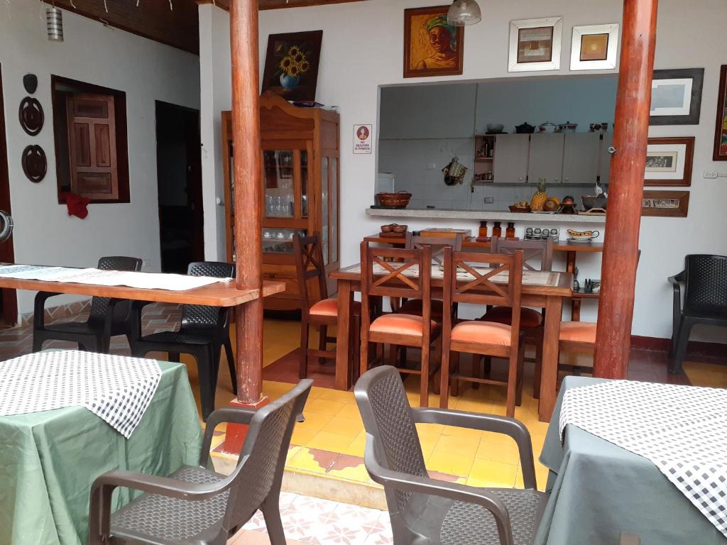 Restaurace v ubytování Hostal La Comedia