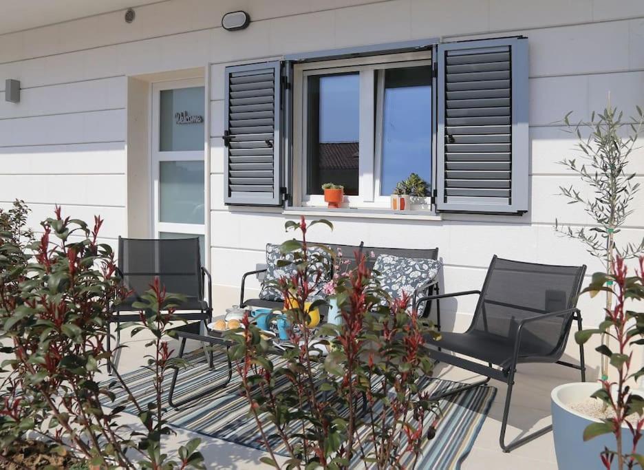 Balkón alebo terasa v ubytovaní Studio Apartman Karlita