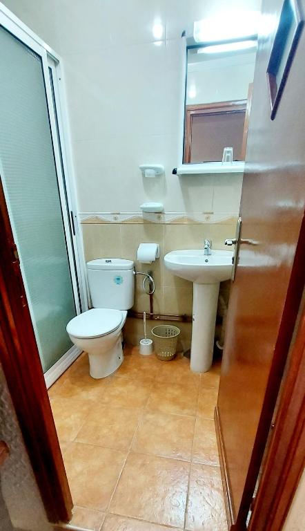 Koupelna v ubytování Hôtel National