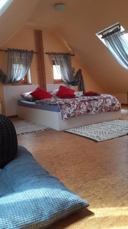 Postel nebo postele na pokoji v ubytování Atelier Spojovaci