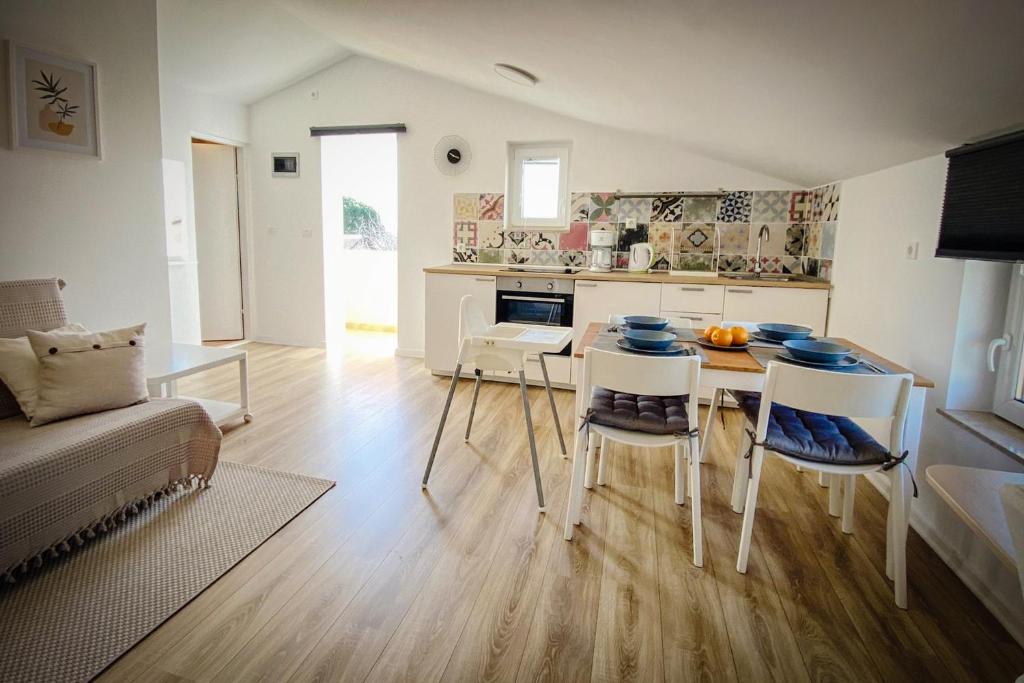 Posezení v ubytování Casa Martinica - House with 2 Apartments