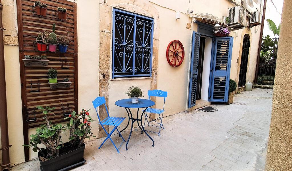 Ortigia Castel Maniace